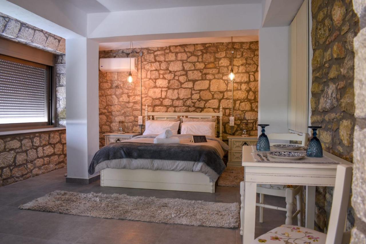 Coastal Stone Hideaway With Stunning Scenery Villa Kitriaí Dış mekan fotoğraf